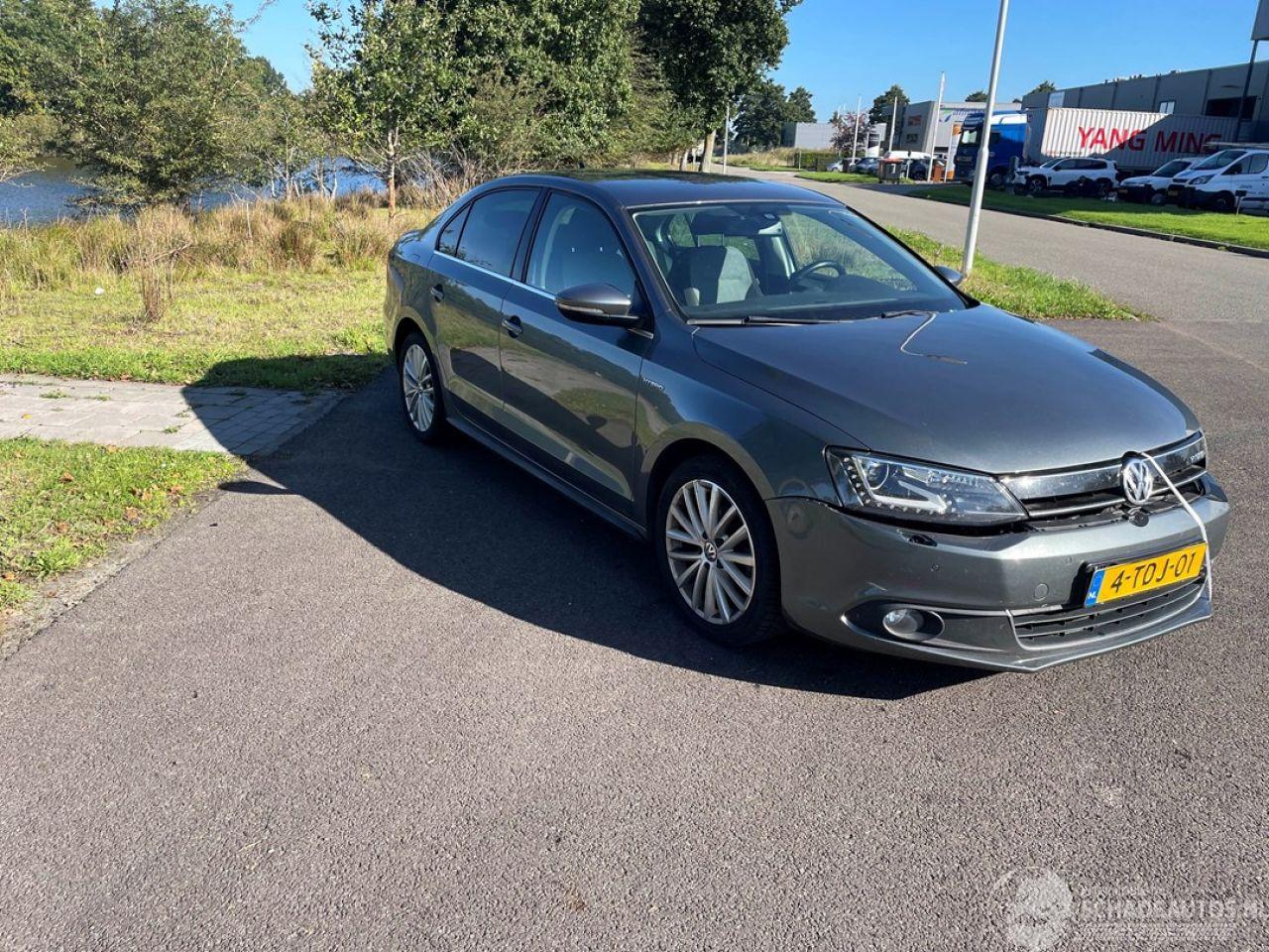 Volkswagen Jetta hybrid