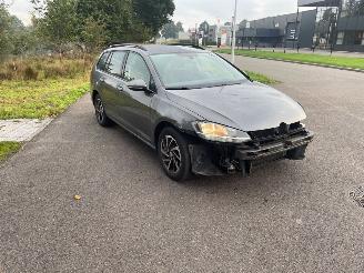 begagnad bil aanhanger Volkswagen Golf  2018/6