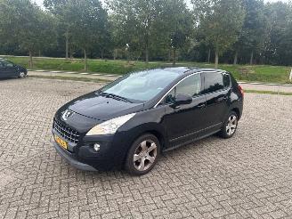 Vaurioauto  passenger cars Peugeot 3008 PEUGEOT 3008 1.6 16V.VTi 2012/1