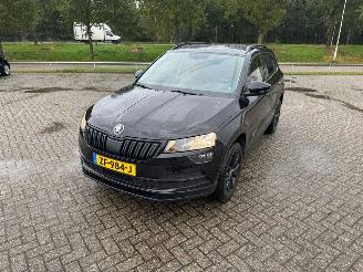 Damaged car Skoda Karoq 1.0 TSI 12V SUV  Benzine 999cc 85kW (116pk) FWD 2018-09  DKRF 2018/11