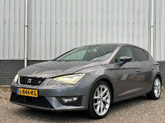 krockskadad bil auto Seat Leon 2.0 TDI FR DSG 2014/8
