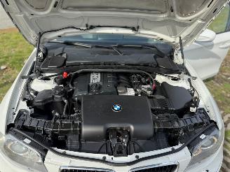 BMW 1-serie 116i High Executive picture 11