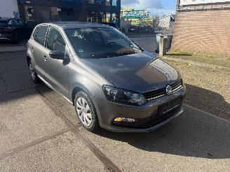 Coche accidentado Volkswagen Polo 1.0 MPI Airco 2014/12