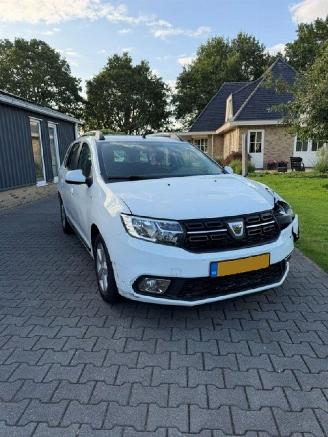 krockskadad bil auto Dacia Logan 0,9 TCE SL Royaal Automaat 2018/7