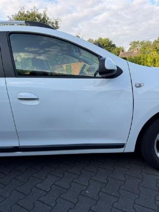 Dacia Logan 0,9 TCE SL Royaal Automaat picture 3