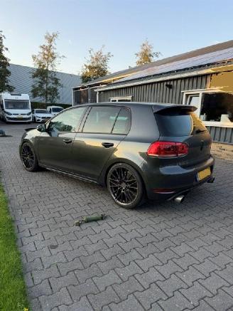 Schadeauto Volkswagen Golf 2.0 GTI 211 PK 2010/2