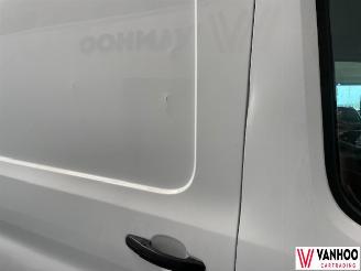 Ford Transit  picture 5