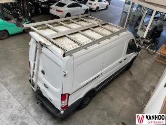 Ford Transit  picture 10