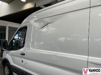 Ford Transit  picture 9