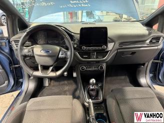 Ford Fiesta  picture 13