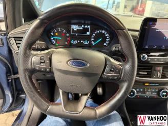 Ford Fiesta  picture 14