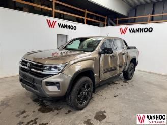 krockskadad bil auto Volkswagen Amarok  2025/7