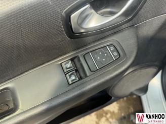 Renault Clio  picture 18