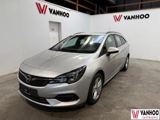 Coche accidentado Opel Astra  2021/2