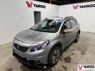 skadebil auto Peugeot 2008  2017/2