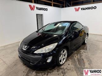 krockskadad bil auto Peugeot 308  2010/3
