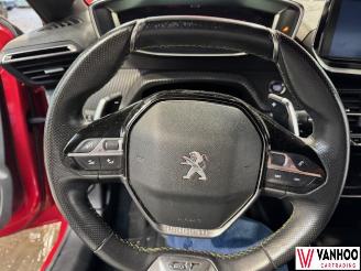 Peugeot 208  picture 14