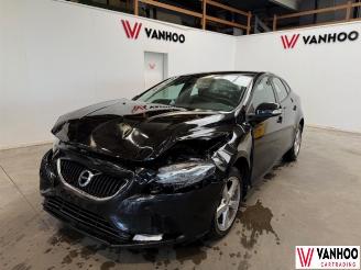 Vrakbiler auto Volvo V-40  2018/1
