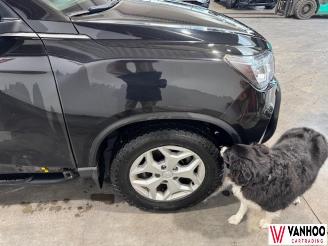 Ssang yong Musso  picture 3