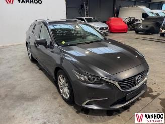 krockskadad bil auto Mazda 6  2016/3