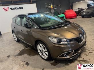 Renault Scenic  picture 4