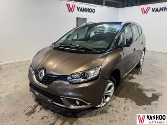 skadebil auto Renault Scenic  2019/2