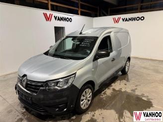 skadebil auto Renault Express  2023/7