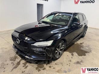 skadebil auto Volvo V-60  2021/7