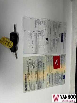 Peugeot 208  picture 24