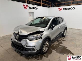 skadebil auto Renault Captur  2020/1