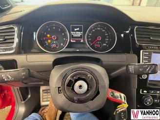 Volkswagen Golf  picture 19