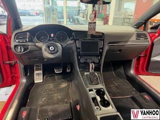 Volkswagen Golf  picture 16