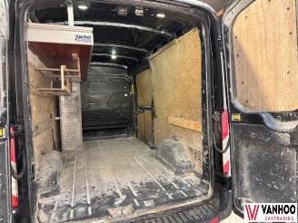 Ford Transit  picture 7