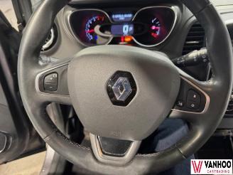 Renault Captur  picture 14
