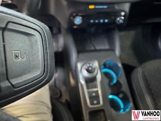 Ford Kuga  picture 19