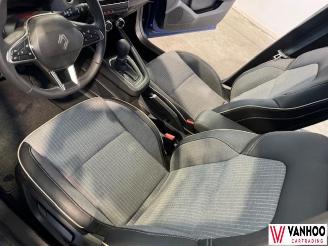 Renault Clio  picture 13