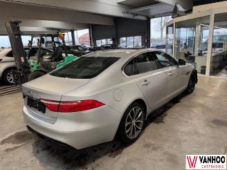 Jaguar XF  picture 4