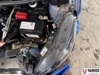 Peugeot 108  picture 13