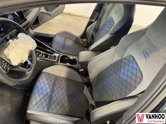 Volkswagen Golf  picture 14