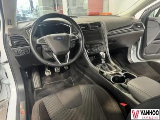 Ford Mondeo  picture 14