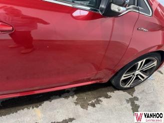 Peugeot 208  picture 7