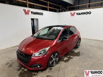 skadebil auto Peugeot 208  2017/6