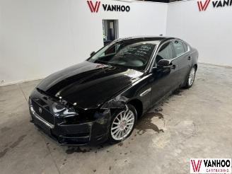 Auto incidentate Jaguar XE  2017/4