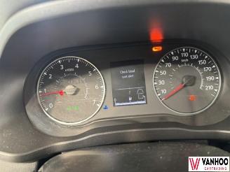 Renault Express  picture 15