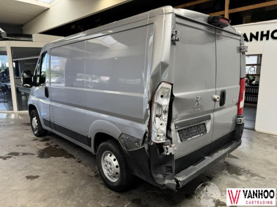 Peugeot Boxer 