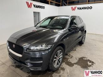 Vaurioauto  passenger cars Jaguar F-Pace  2017/4