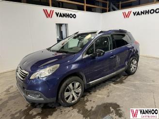 Voiture accidenté Peugeot 2008  2014/9