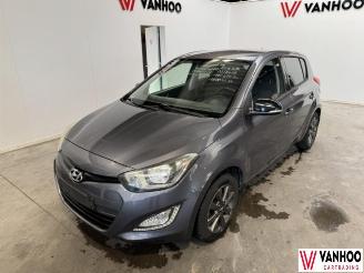 uszkodzony samochody osobowe Hyundai I-20  2015/2