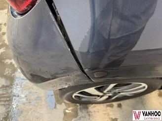 Peugeot 108  picture 7