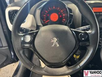Peugeot 108  picture 14